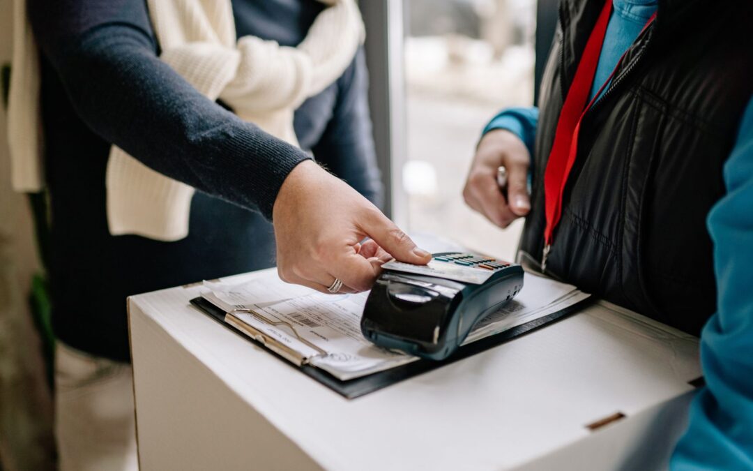 How Does a Credit Card Swipe Machine Work?